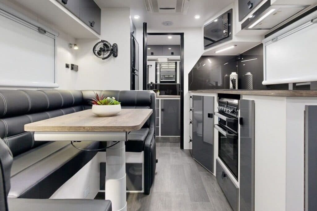 Salute Caravans Sabre